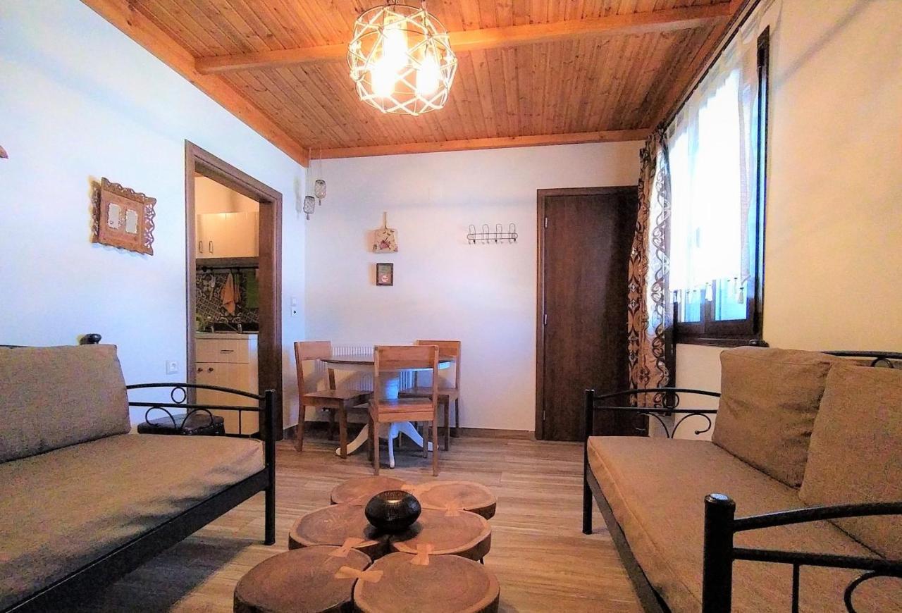 Rustic House Apartment Embonas Exterior photo