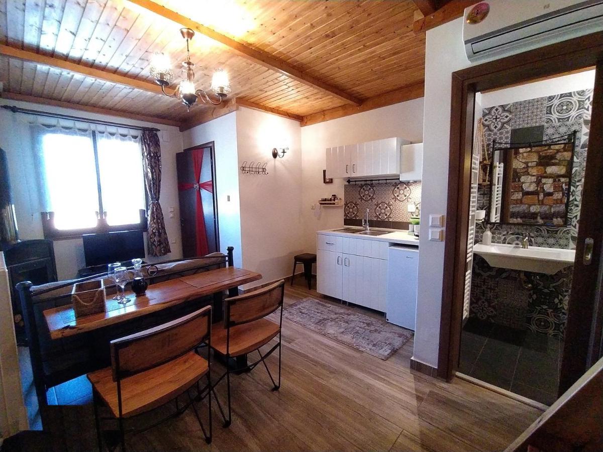 Rustic House Apartment Embonas Exterior photo