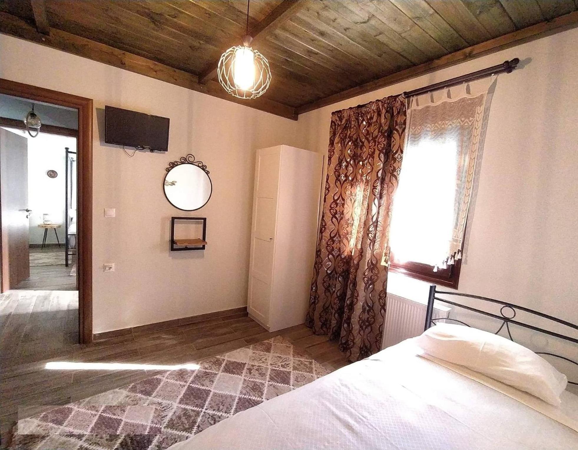 Rustic House Apartment Embonas Exterior photo